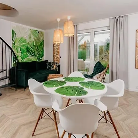 Large Home, Jacuzzi, Sauna Feriehus