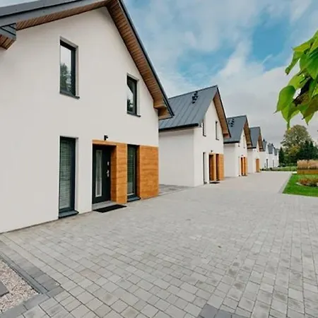 Large Home, Jacuzzi, Sauna Feriehus